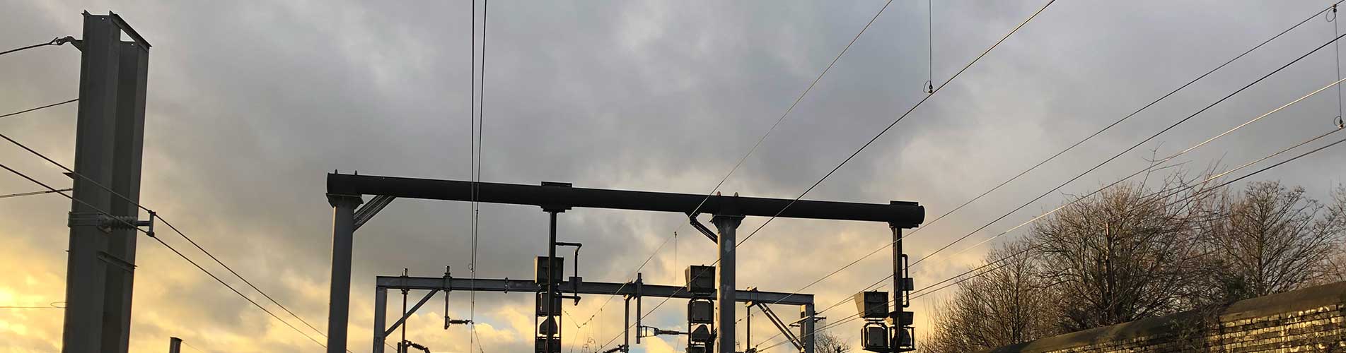 Photograph of the location of an incident involving overhead wires overhead lines 2.5 miles outside Paddington Station, near Kensal Green, London