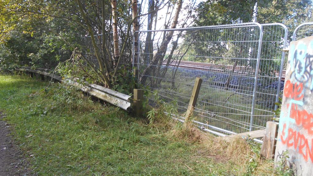 Inappropriate railway fencing near Musselburgh, East Lothian
