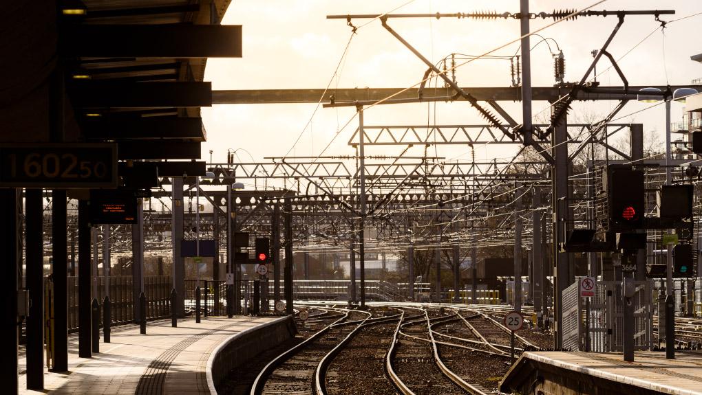 Platforms and track at Leeds station