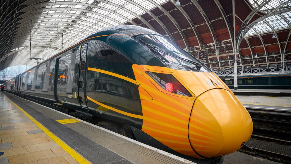 GWR train at Paddington Station