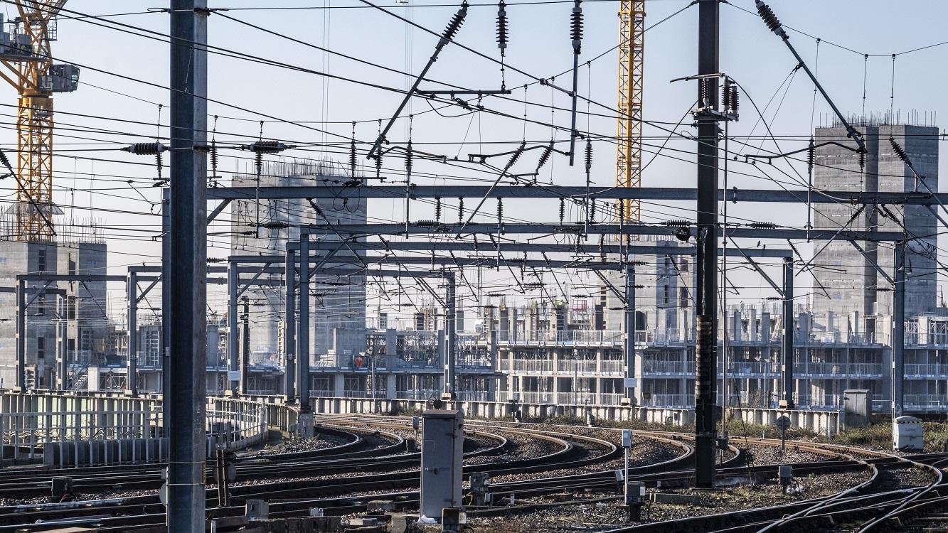 Overhead cables near Newcastle railway station